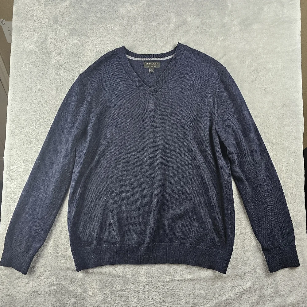 Banana Republic 100% Merino Wool Pullover V-Neck Sweater Mens Size Large